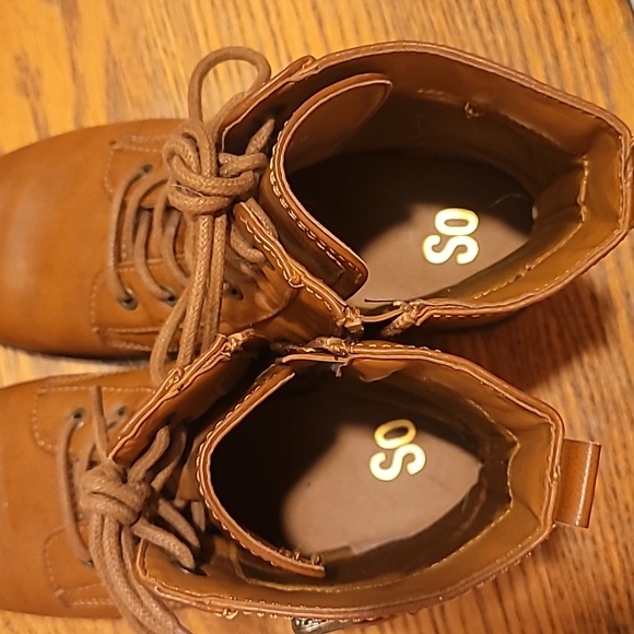NWOT Kohl's SO Tan Combat Casual Boots with Buckle Women's 7.5 Wide - Picture 8 of 10